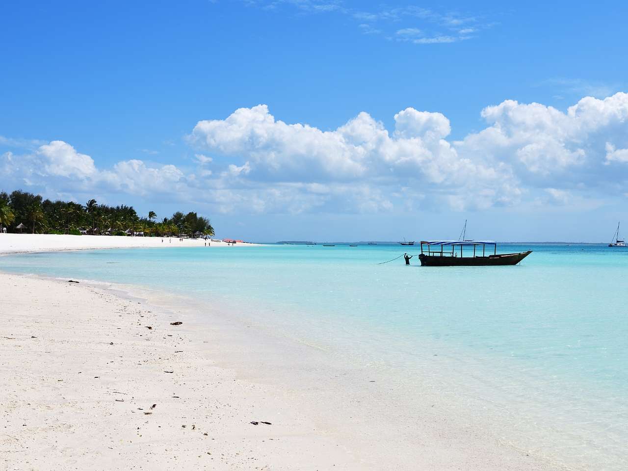 zanzibar beach